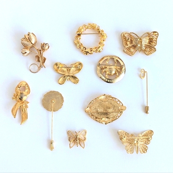 Vintage Brooches Bundle Gold-tone Faux Pearl Filigree Roses Butterfly Ribbon - Picture 5 of 17